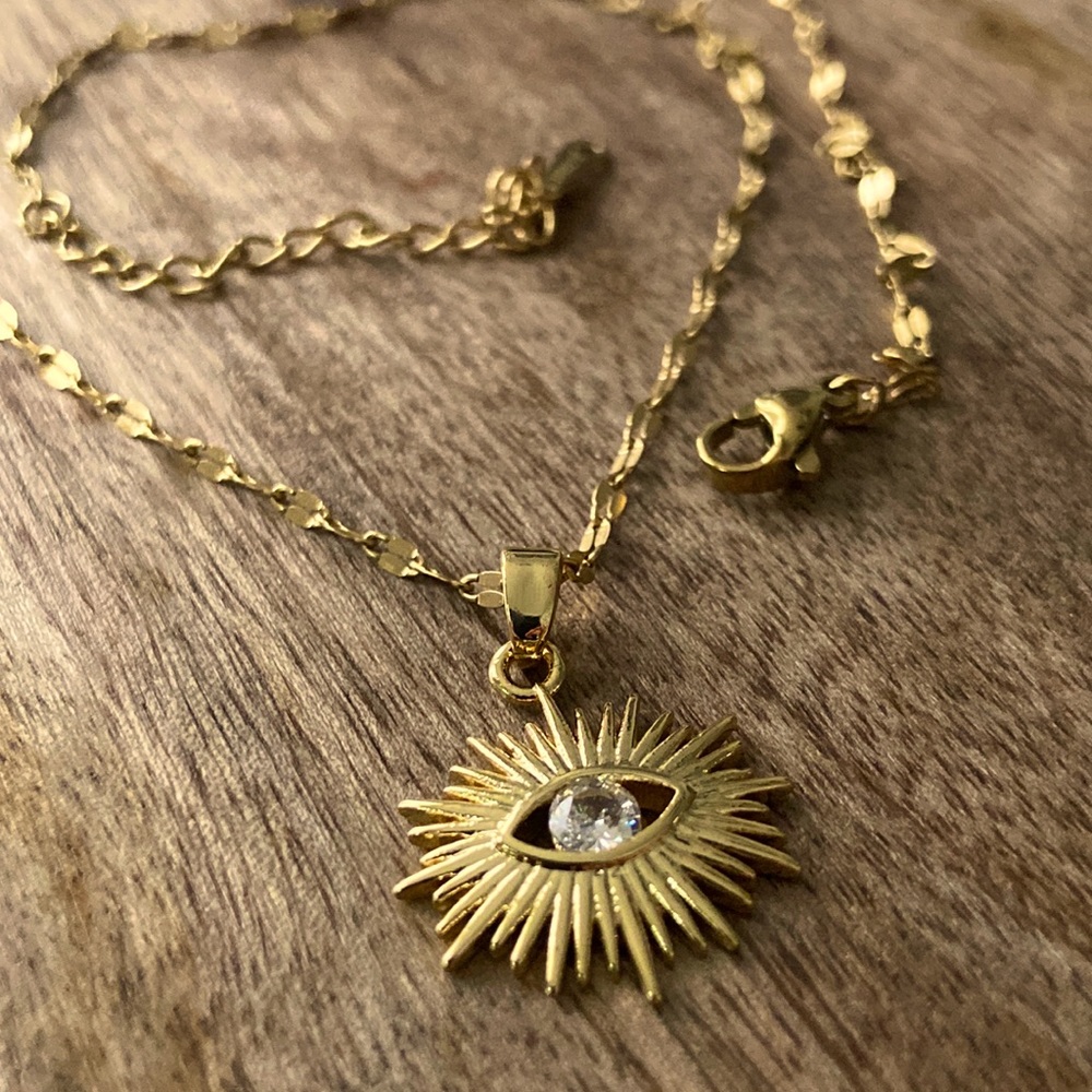 NEW stainless steel gold tone evil eye necklace 18” long
